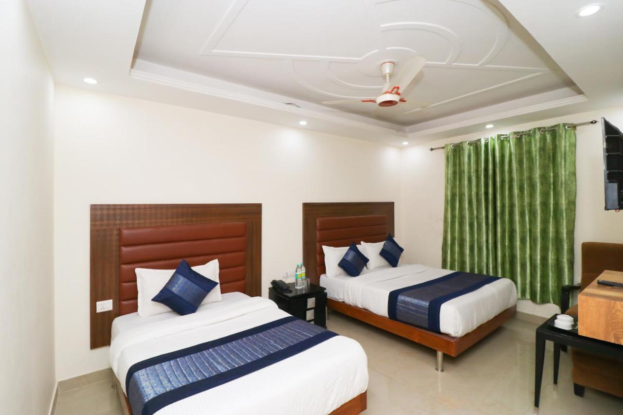 Hotel Belwood Suites - Near New Delhi Airport Kültér fotó