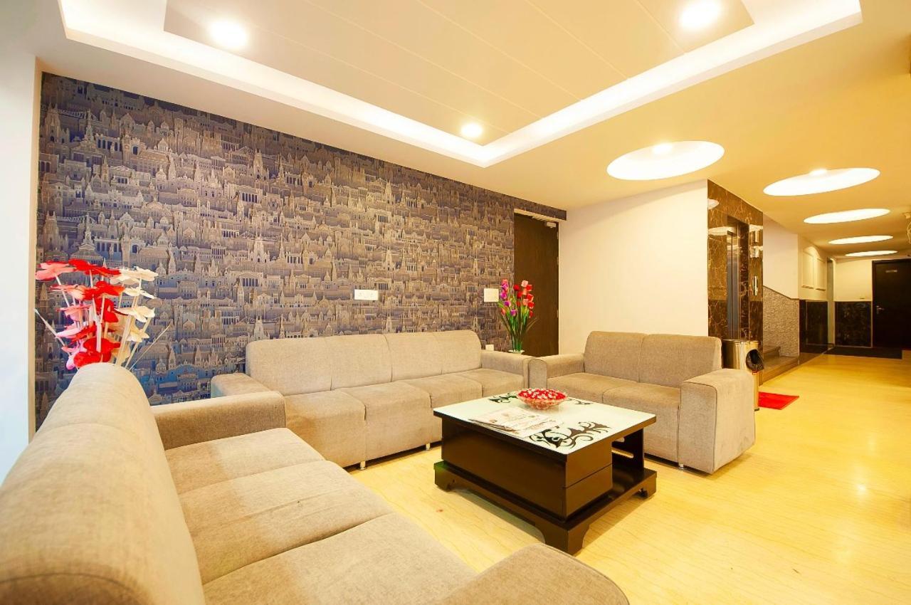 Hotel Belwood Suites - Near New Delhi Airport Kültér fotó